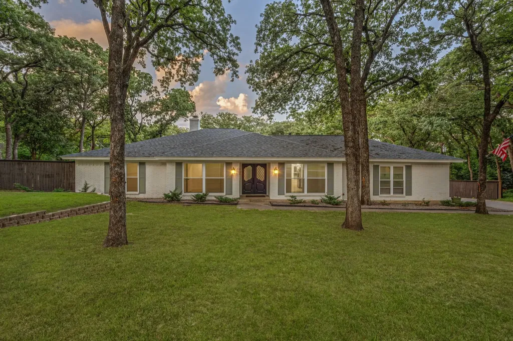 1015 Cimarron Circle Keller TX 76262