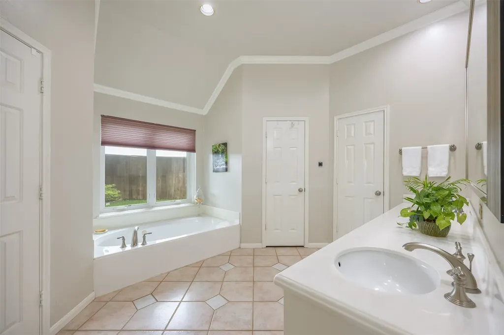 1717 Whitney Drive Richardson TX 75082