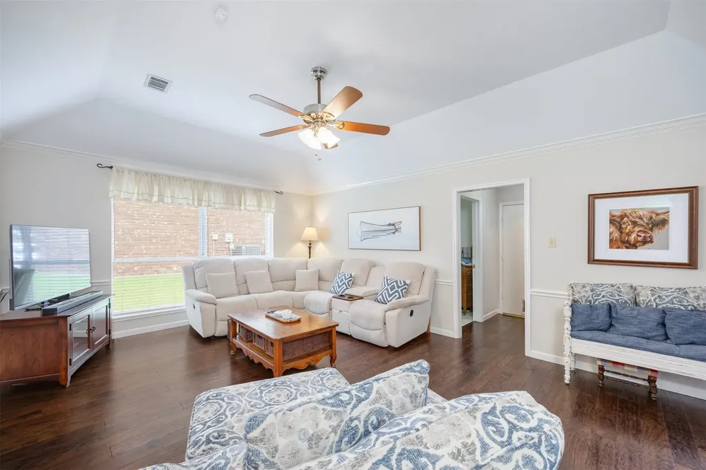 1717 Whitney Drive Richardson TX 75082