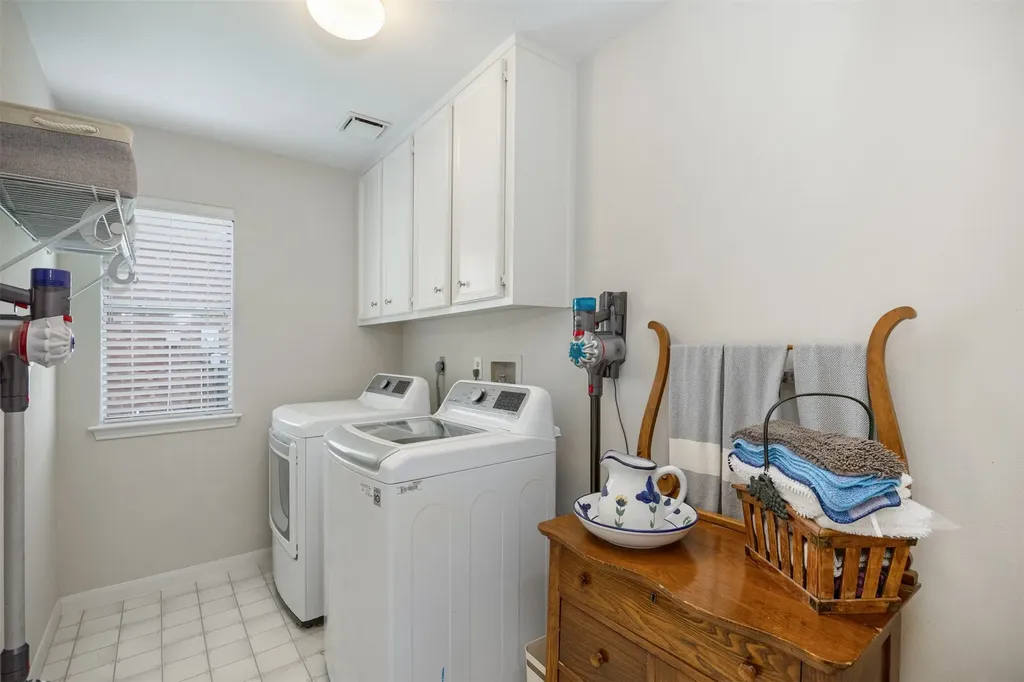 1717 Whitney Drive Richardson TX 75082