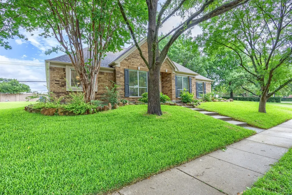 1717 Whitney Drive Richardson TX 75082