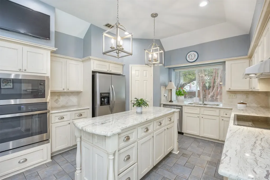1717 Whitney Drive Richardson TX 75082