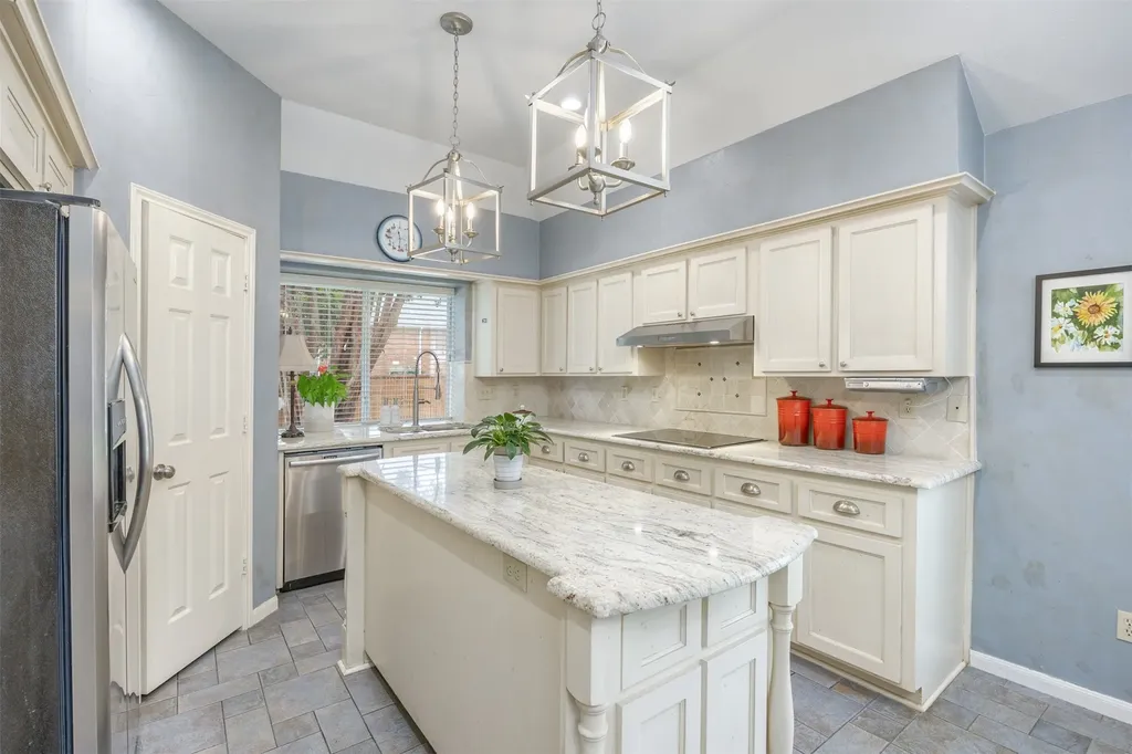 1717 Whitney Drive Richardson TX 75082