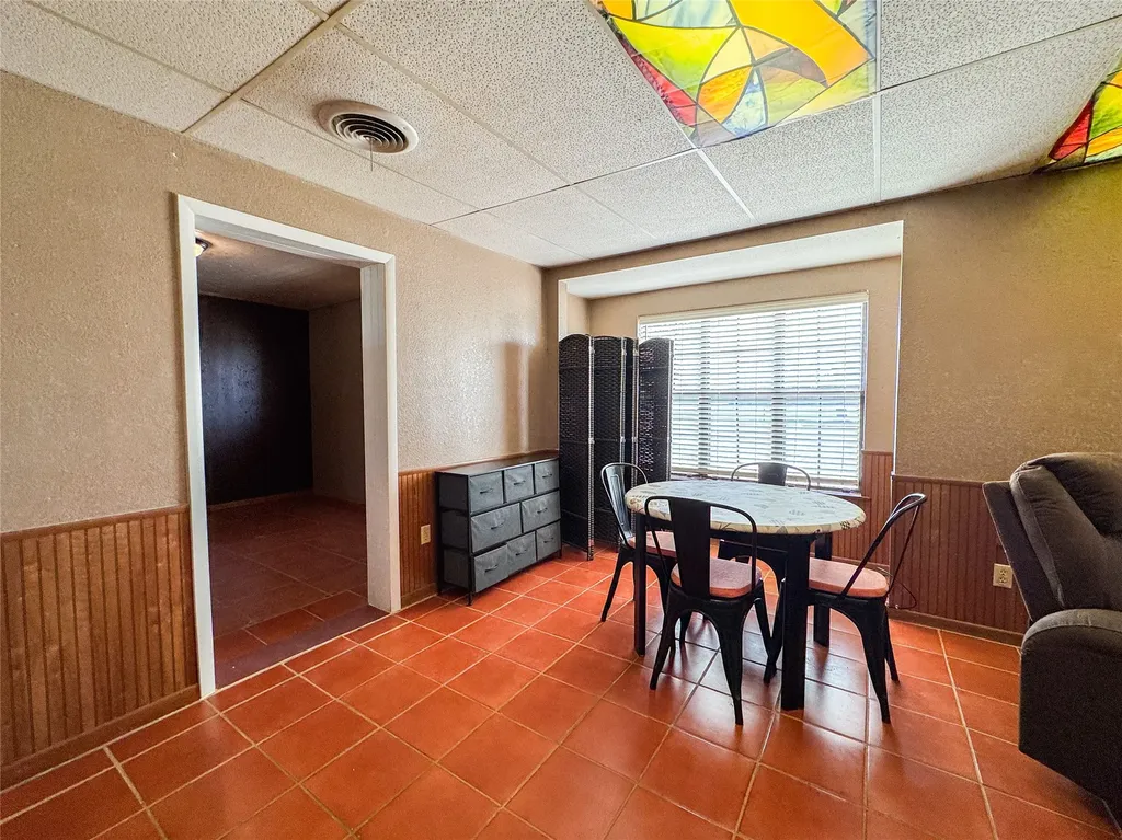 705 N Avenue E Haskell TX 79521