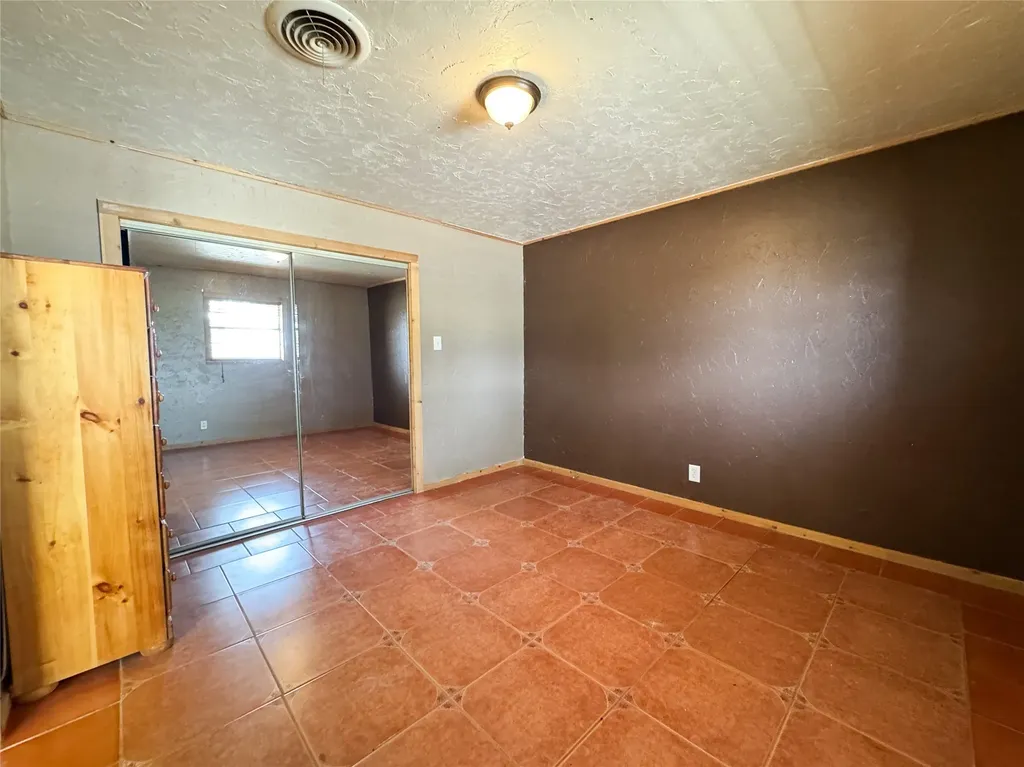 705 N Avenue E Haskell TX 79521
