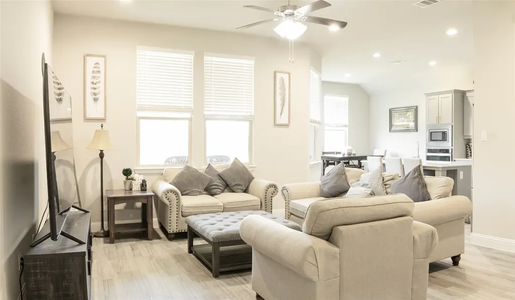 3608 Rolling Meadows Drive Grand Prairie TX 76065