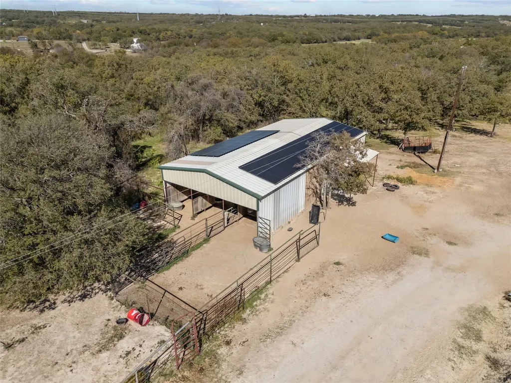 262 N Cheyenne Trail Springtown TX 76082