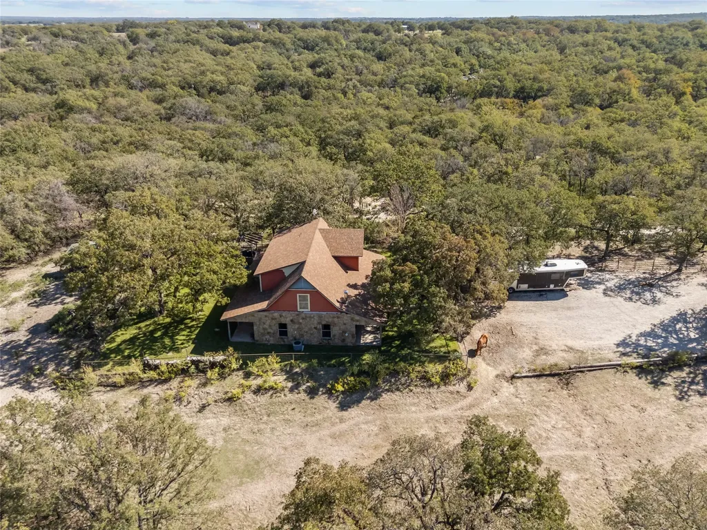 262 N Cheyenne Trail Springtown TX 76082