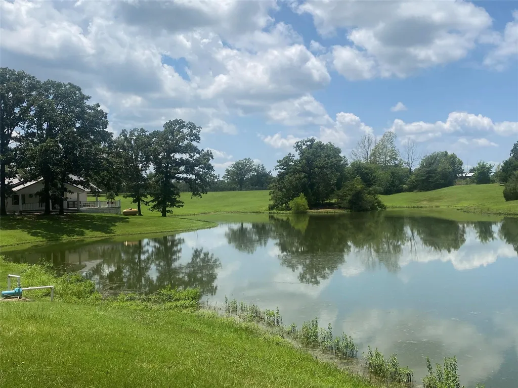 7837 Farm Road 2648 Paris TX 75462
