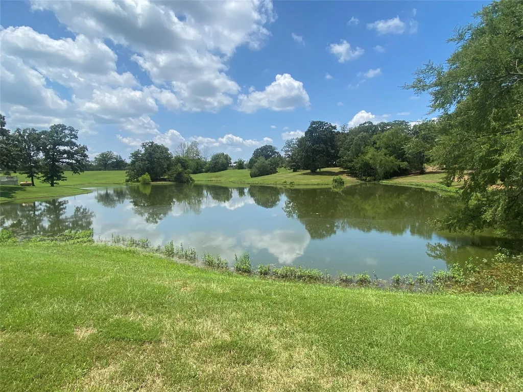 7837 Farm Road 2648 Paris TX 75462