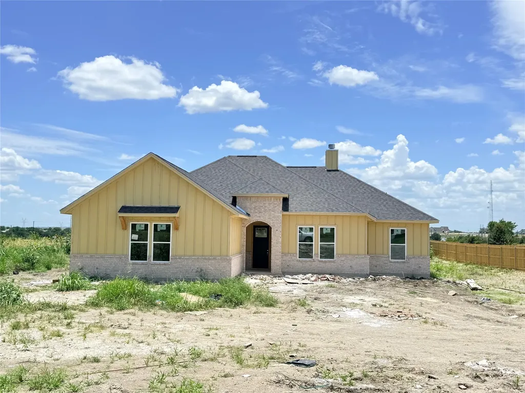 1016 Don Eve Court Azle TX 76020