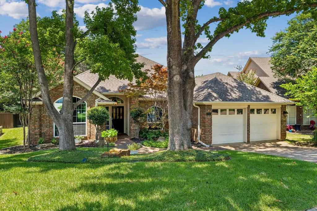 2265 Glen Ridge Drive Highland Village TX 75077