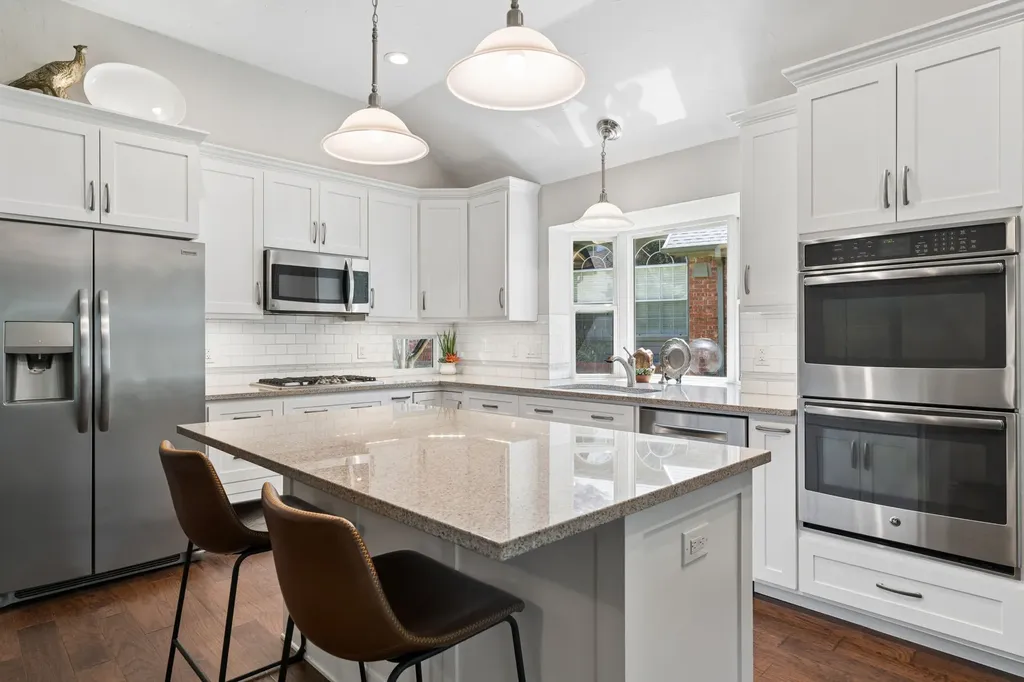 2265 Glen Ridge Drive Highland Village TX 75077