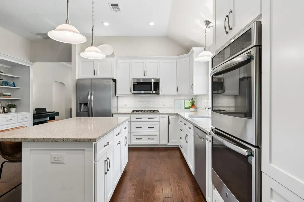 2265 Glen Ridge Drive Highland Village TX 75077