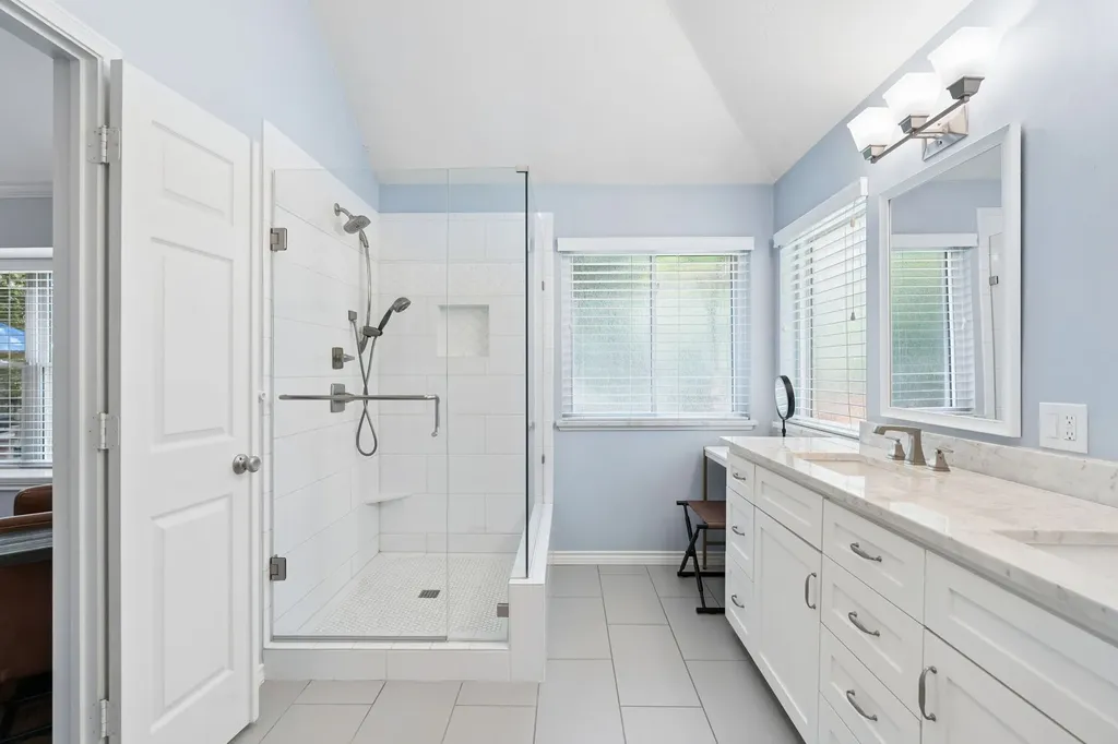 2265 Glen Ridge Drive Highland Village TX 75077