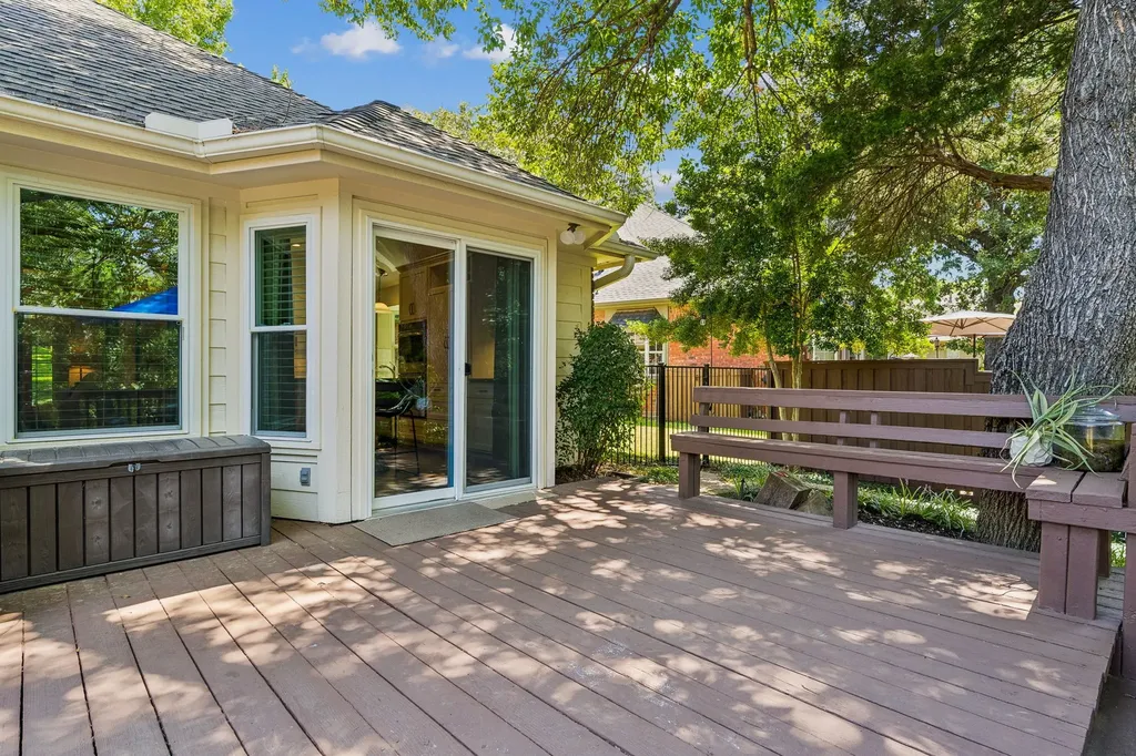 2265 Glen Ridge Drive Highland Village TX 75077
