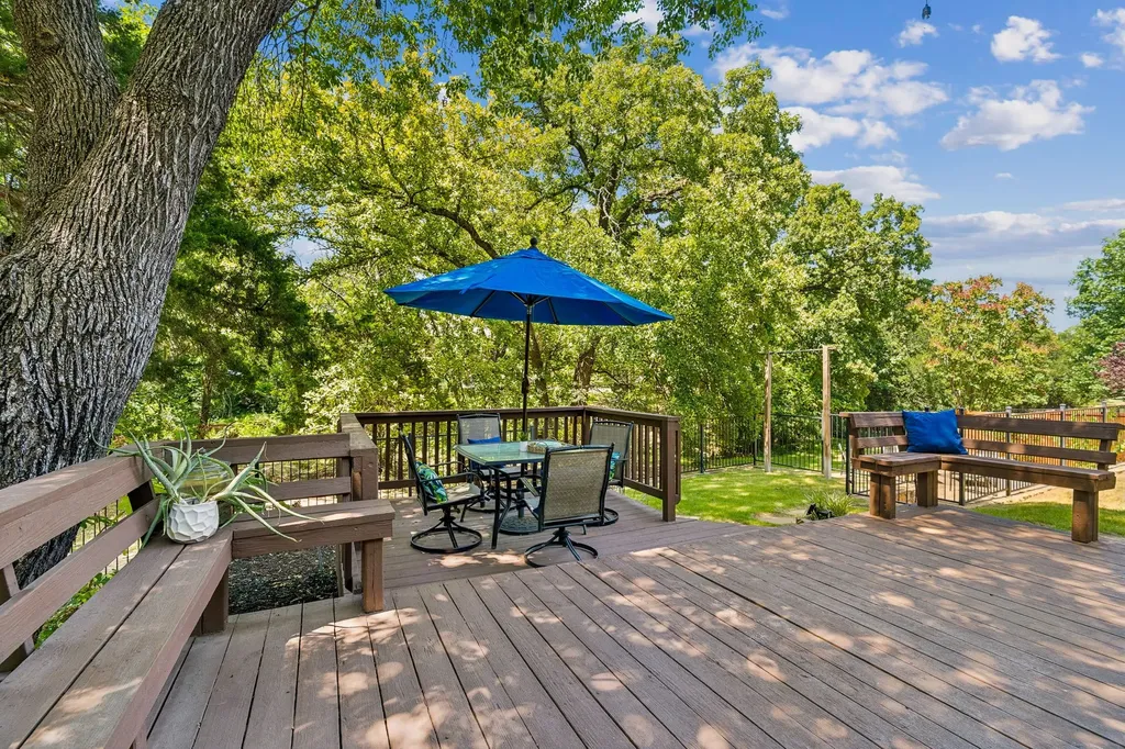 2265 Glen Ridge Drive Highland Village TX 75077