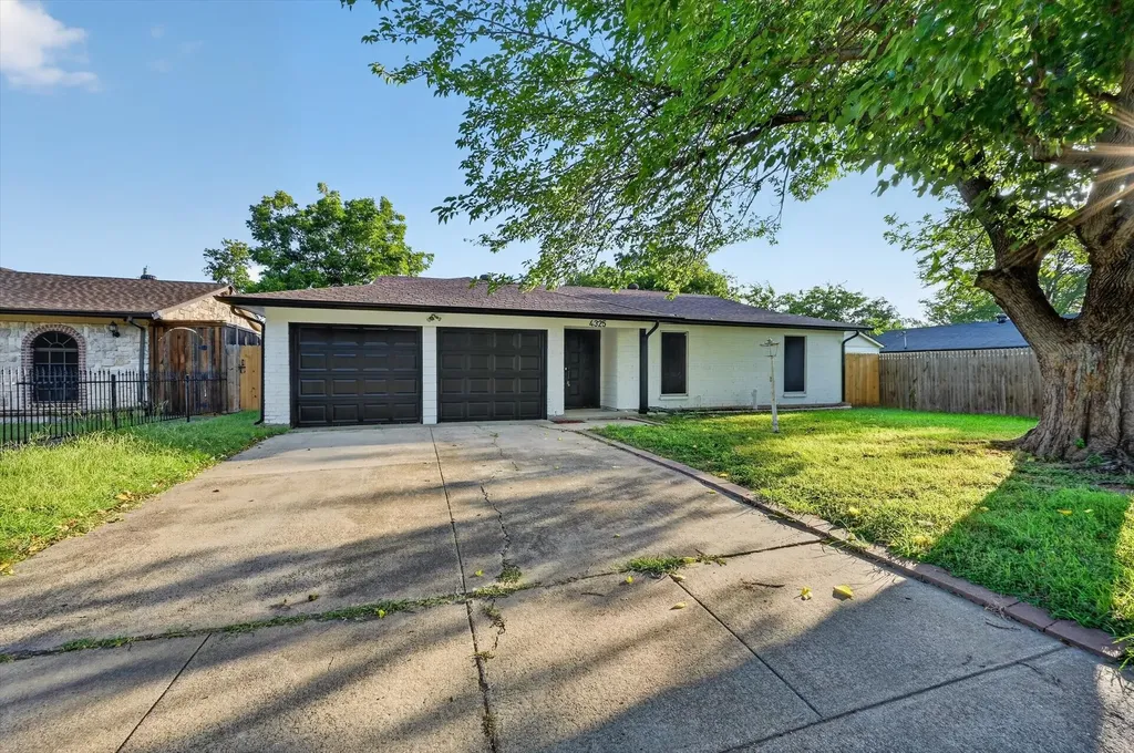 4325 Richard Street Forest Hill TX 76119
