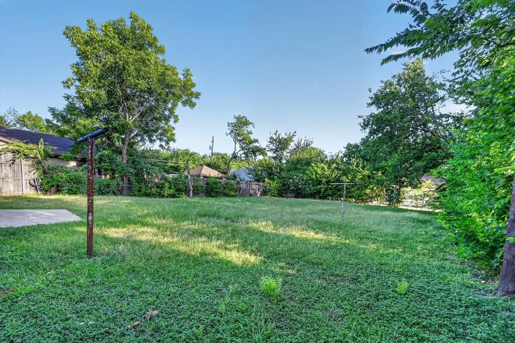 4325 Richard Street Forest Hill TX 76119