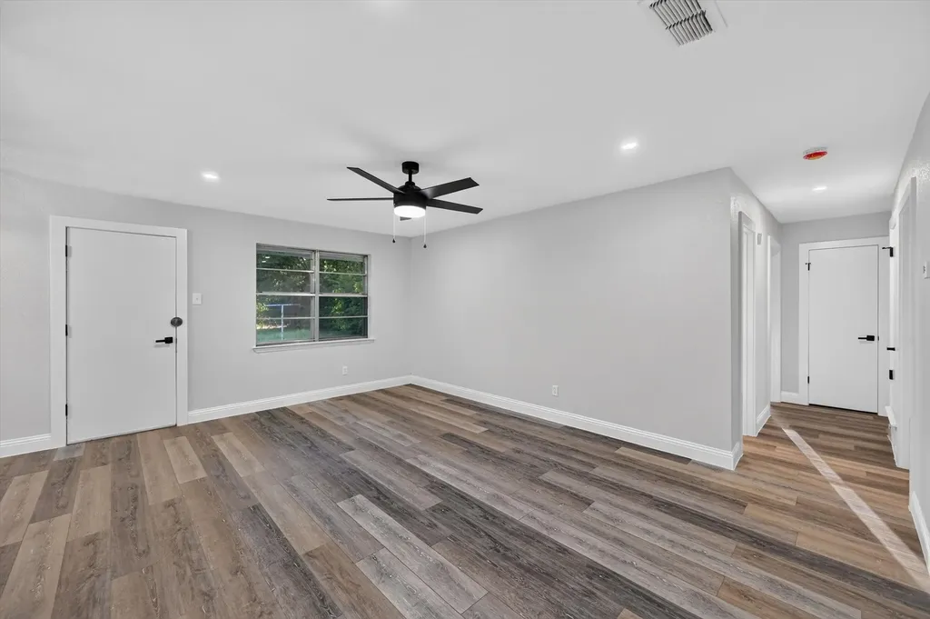 4325 Richard Street Forest Hill TX 76119