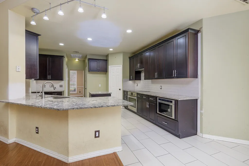 1913 Abilene Way Mckinney TX 75072
