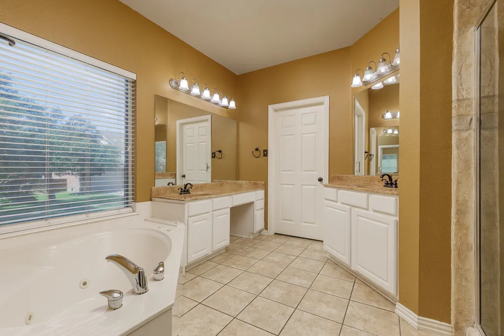 1913 Abilene Way Mckinney TX 75072
