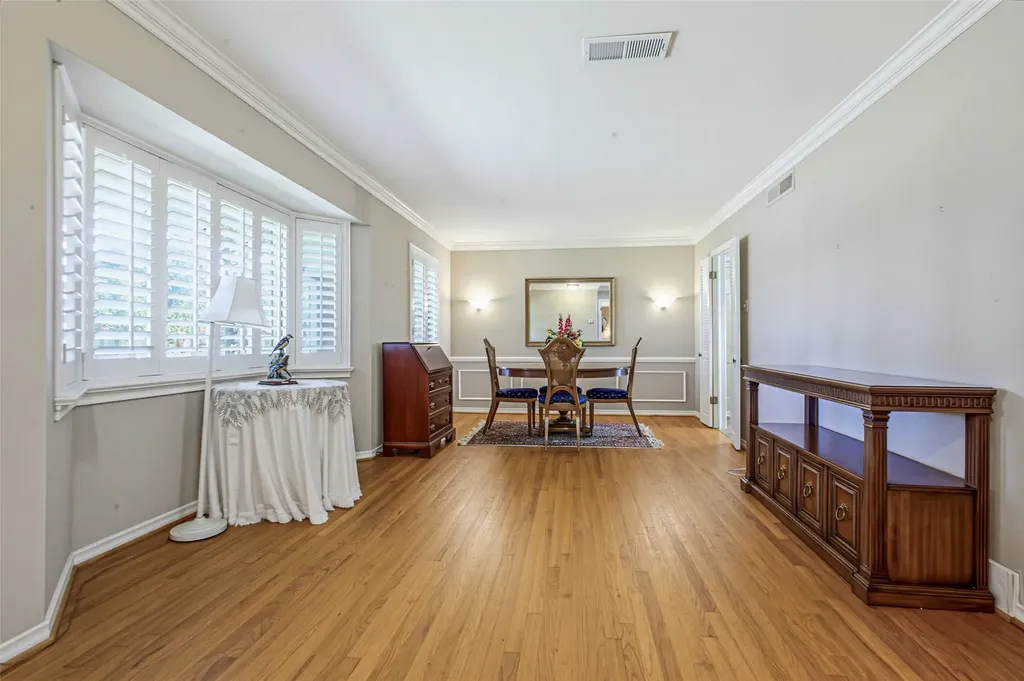200 N Weatherred Drive Richardson TX 75080