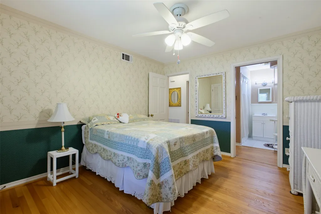 200 N Weatherred Drive Richardson TX 75080
