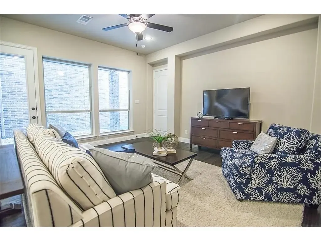 614 Bridge Street Coppell TX 75019