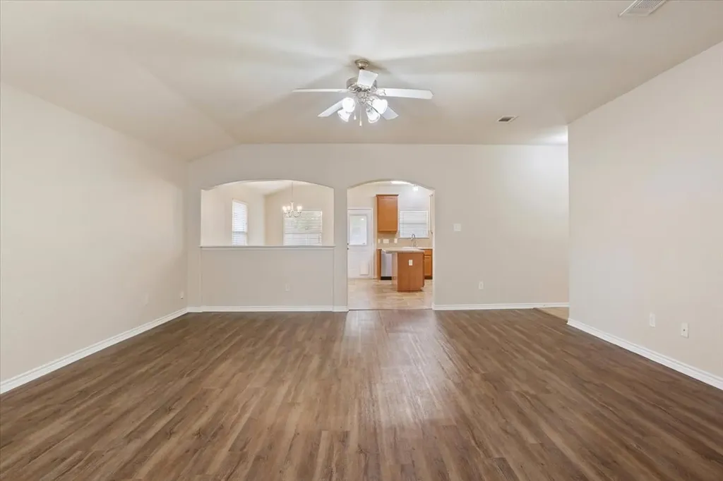 6537 Mundo Drive Waco TX 76712