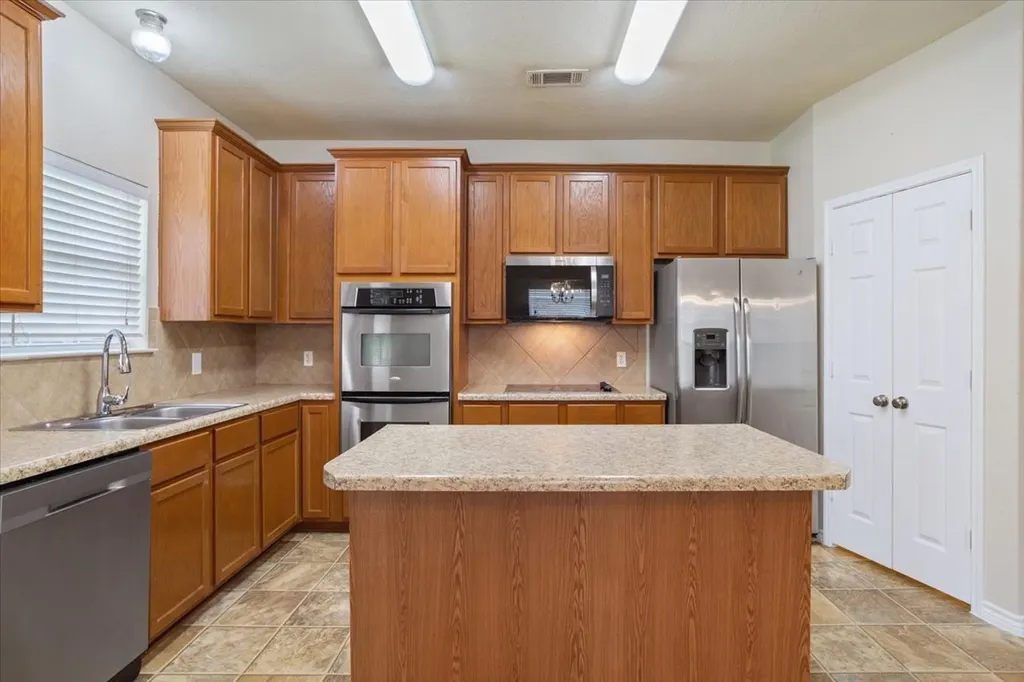 6537 Mundo Drive Waco TX 76712
