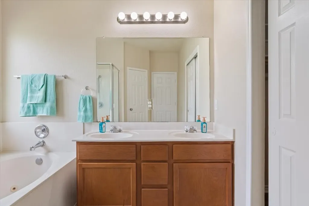 6537 Mundo Drive Waco TX 76712
