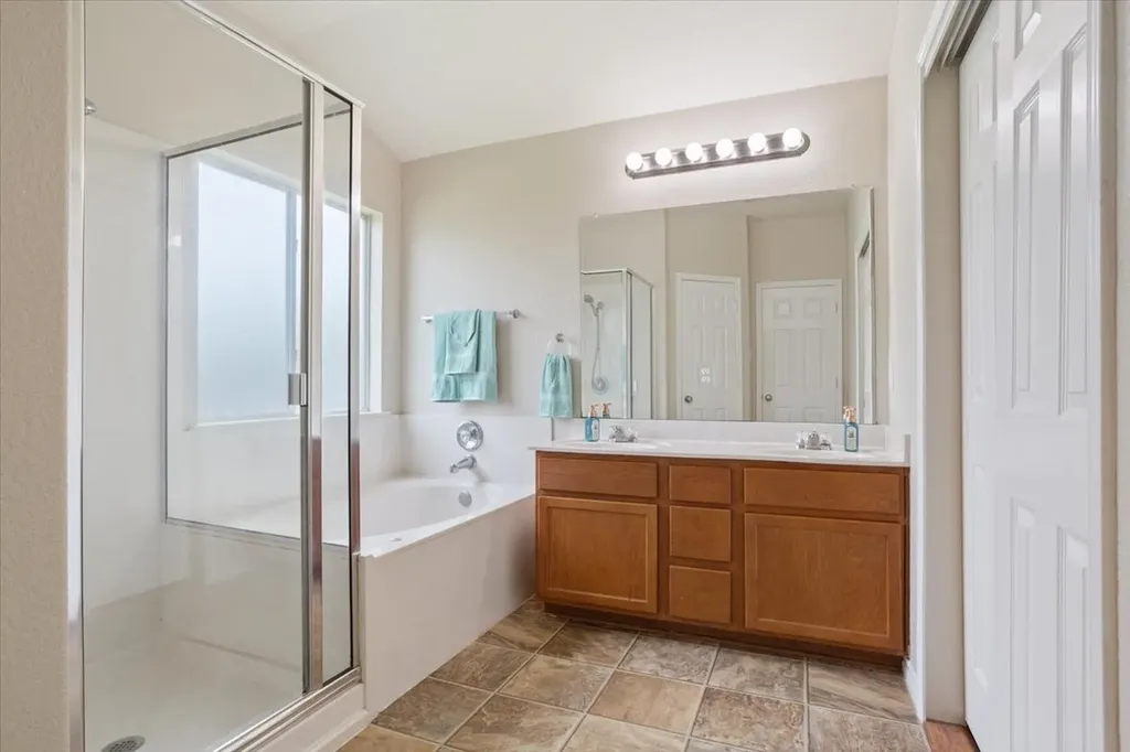 6537 Mundo Drive Waco TX 76712