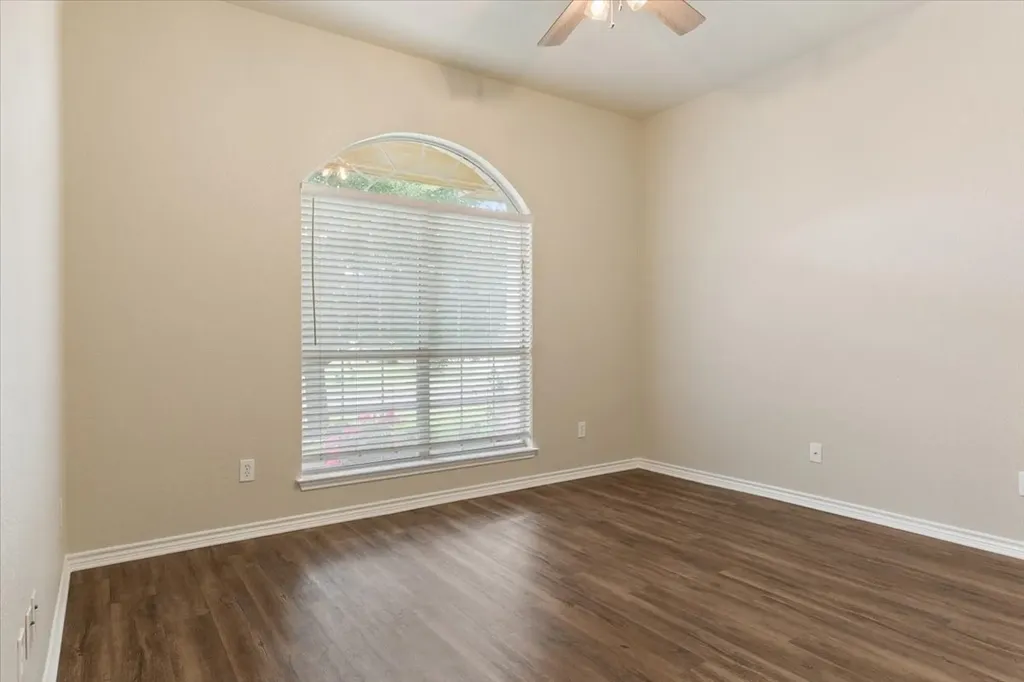 6537 Mundo Drive Waco TX 76712