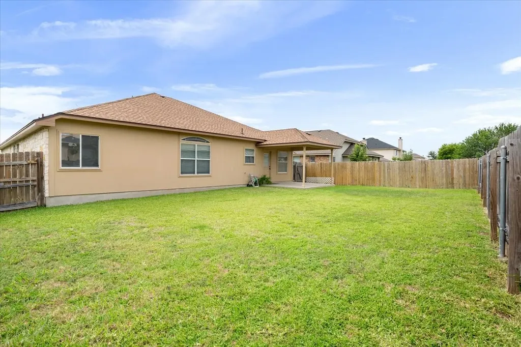 6537 Mundo Drive Waco TX 76712