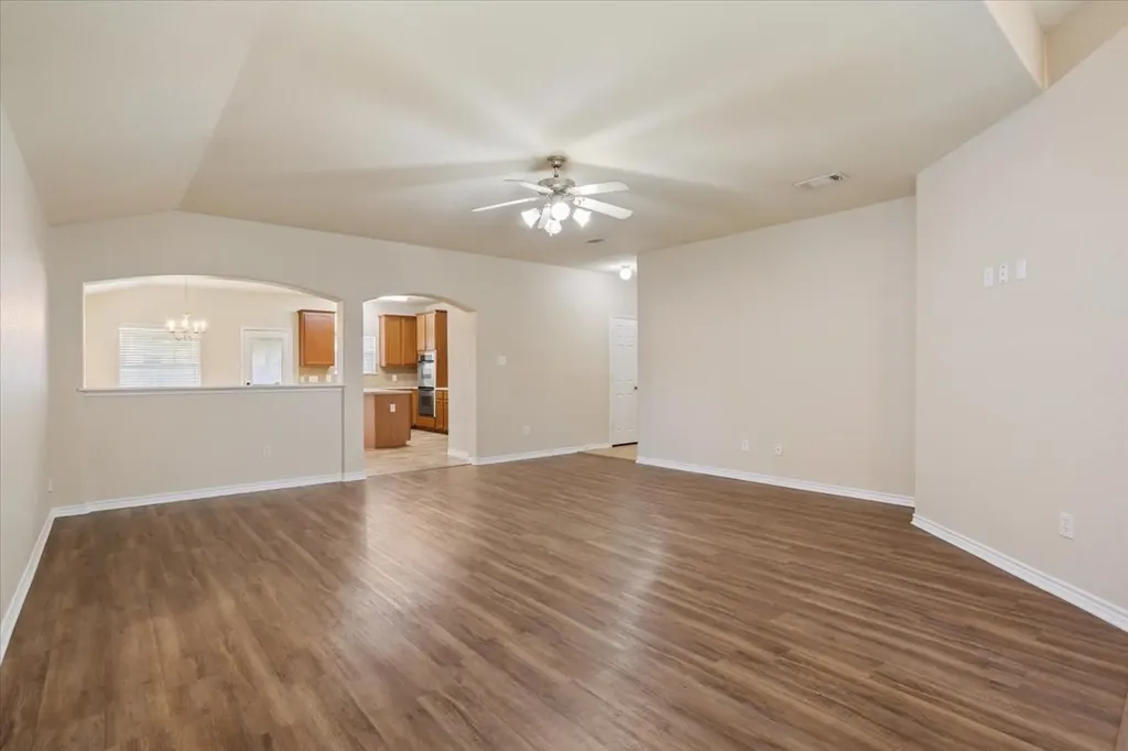 6537 Mundo Drive Waco TX 76712