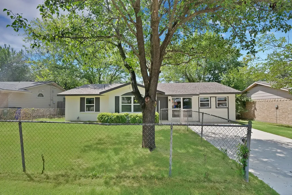 12624 Spring Branch Drive Balch Springs TX 75180
