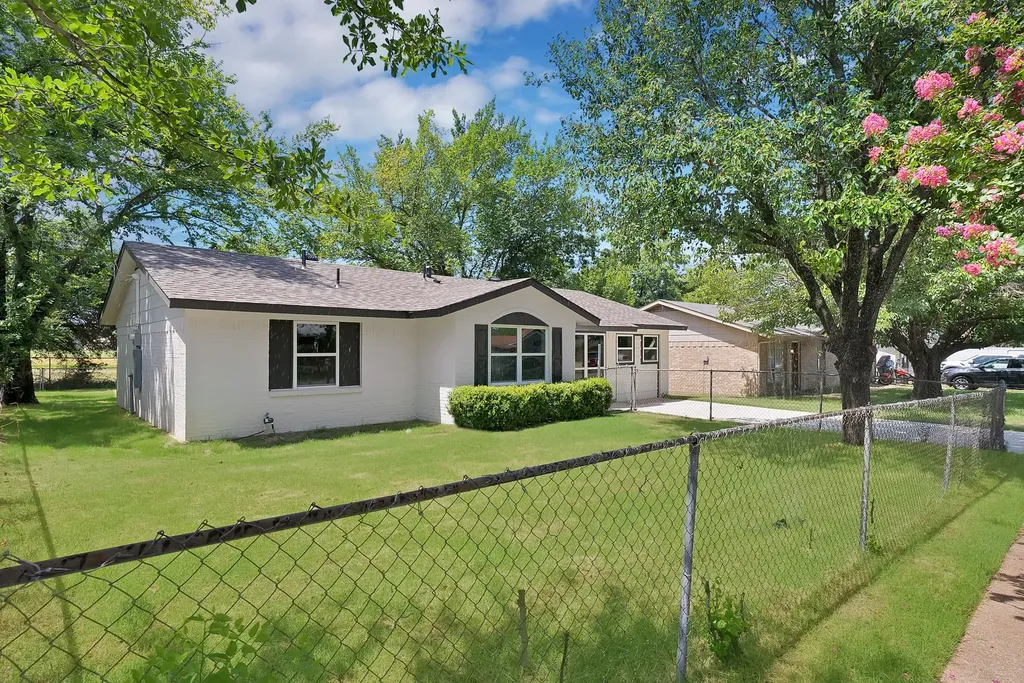 12624 Spring Branch Drive Balch Springs TX 75180