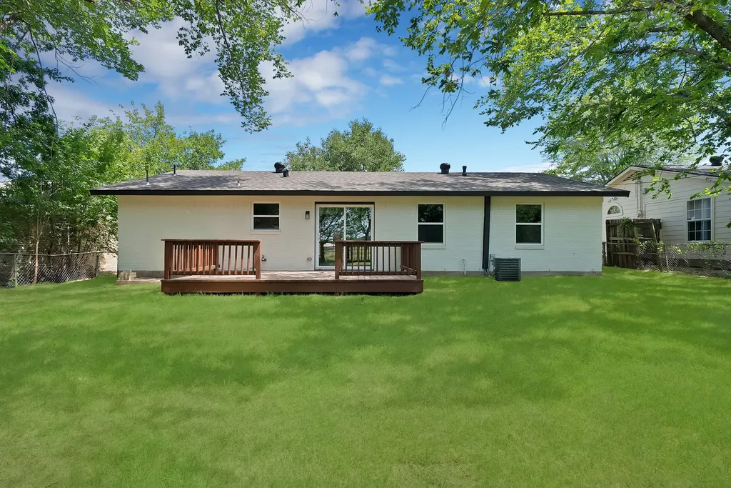 12624 Spring Branch Drive Balch Springs TX 75180