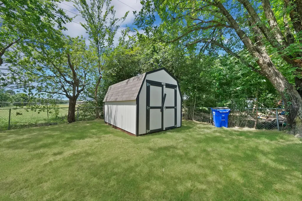 12624 Spring Branch Drive Balch Springs TX 75180
