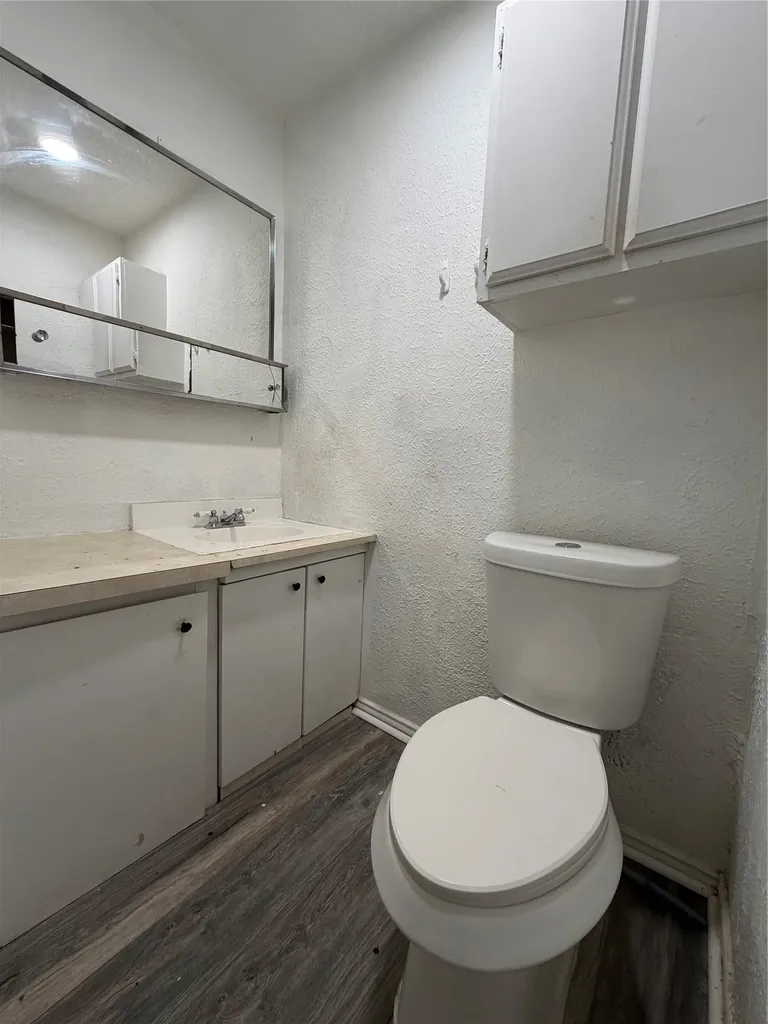 2005 Huntington Drive Arlington TX 76010