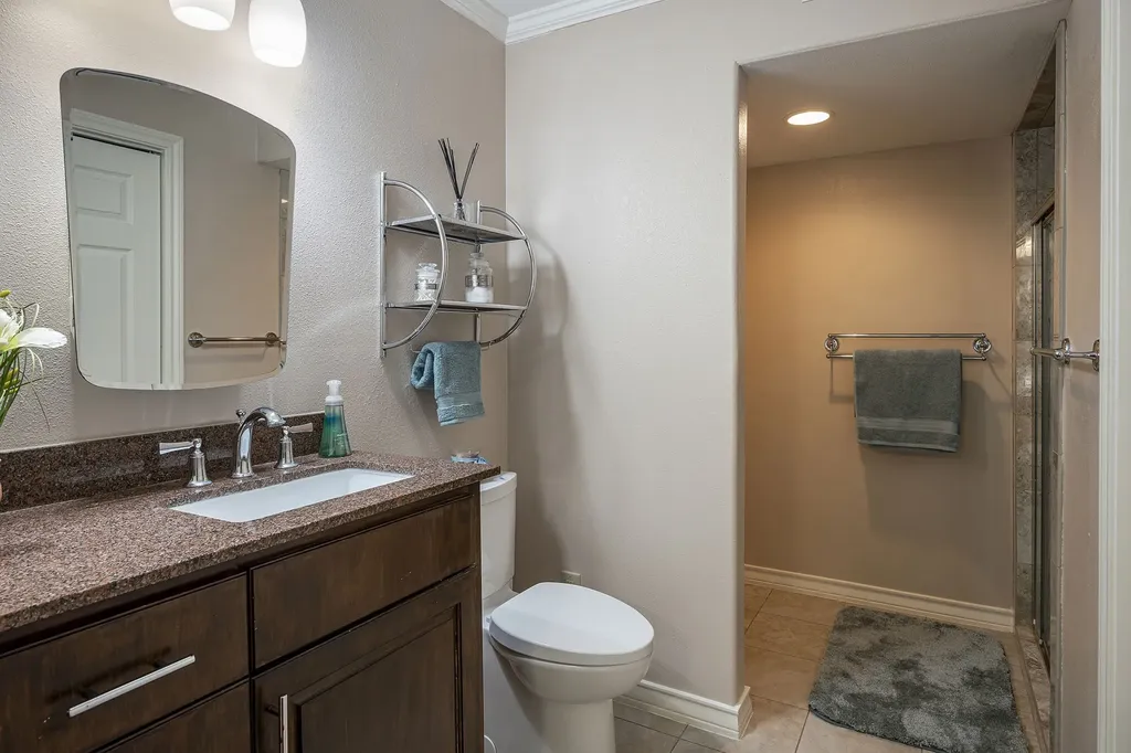 10757 Villager Road Dallas TX 75230