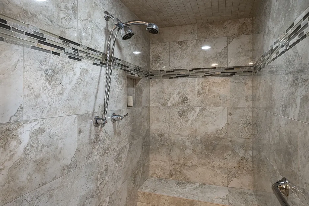 10757 Villager Road Dallas TX 75230