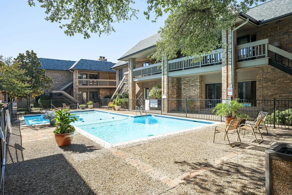 10757 Villager Road Dallas TX 75230