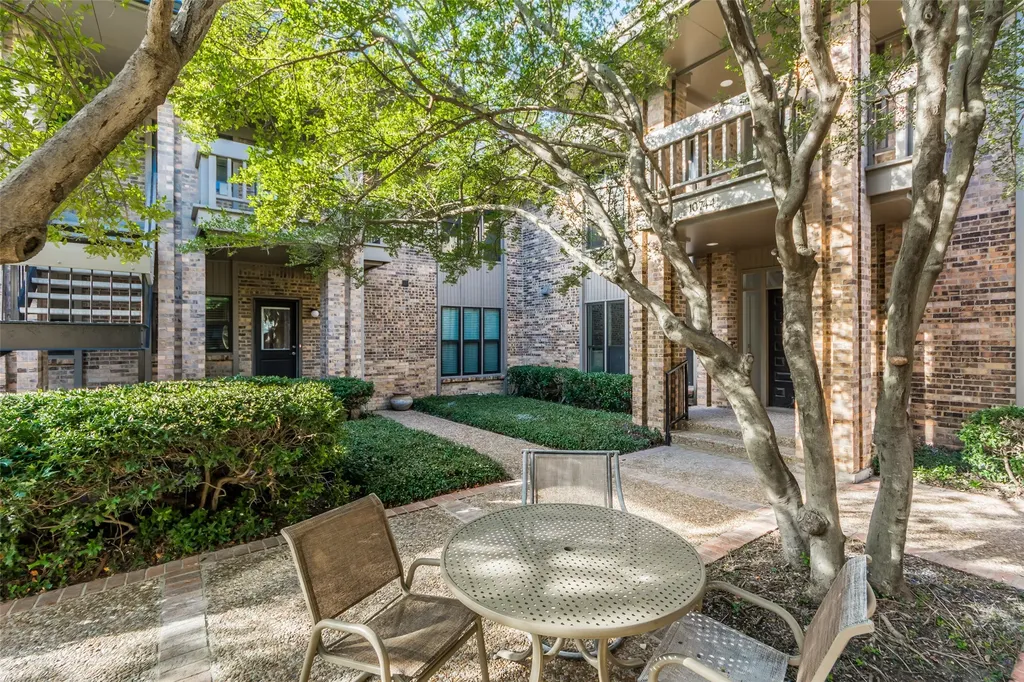 10757 Villager Road Dallas TX 75230