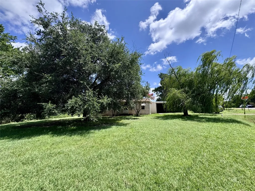 4860 Heritage Parkway Leroy TX 76624