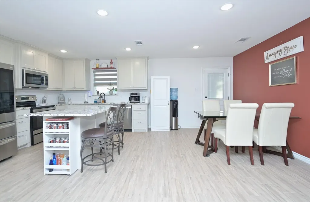 5000 Olivia Lucille Street Azle TX 76020