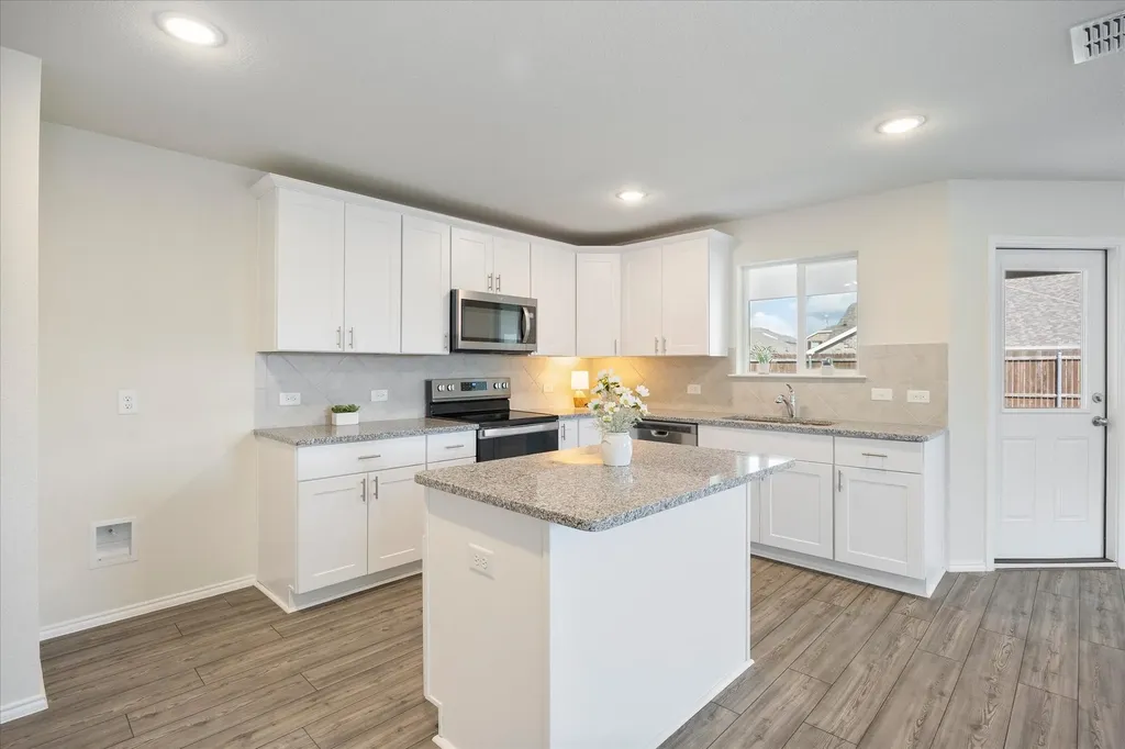 1609 Silas Drive Forney TX 75126