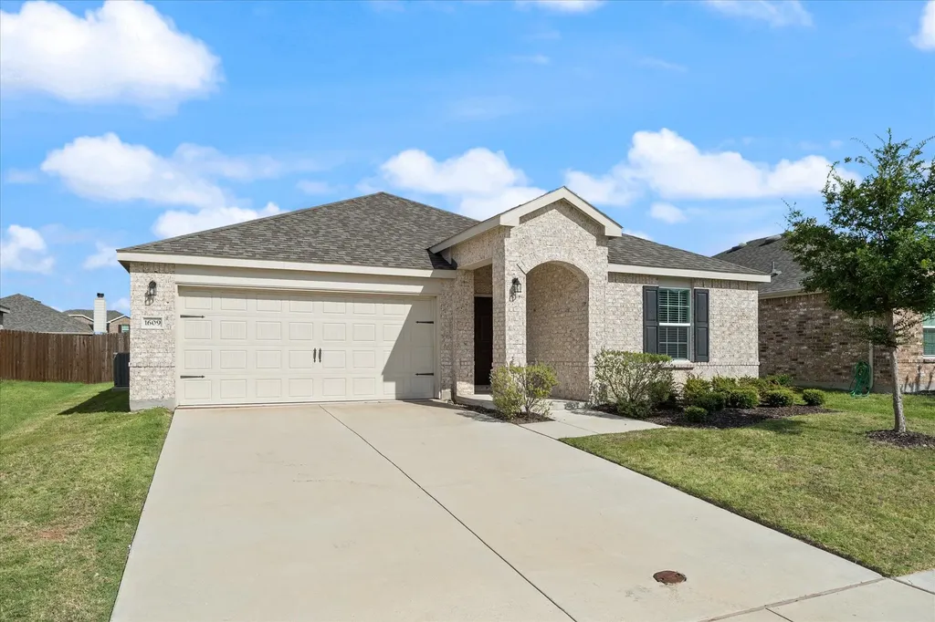 1609 Silas Drive Forney TX 75126