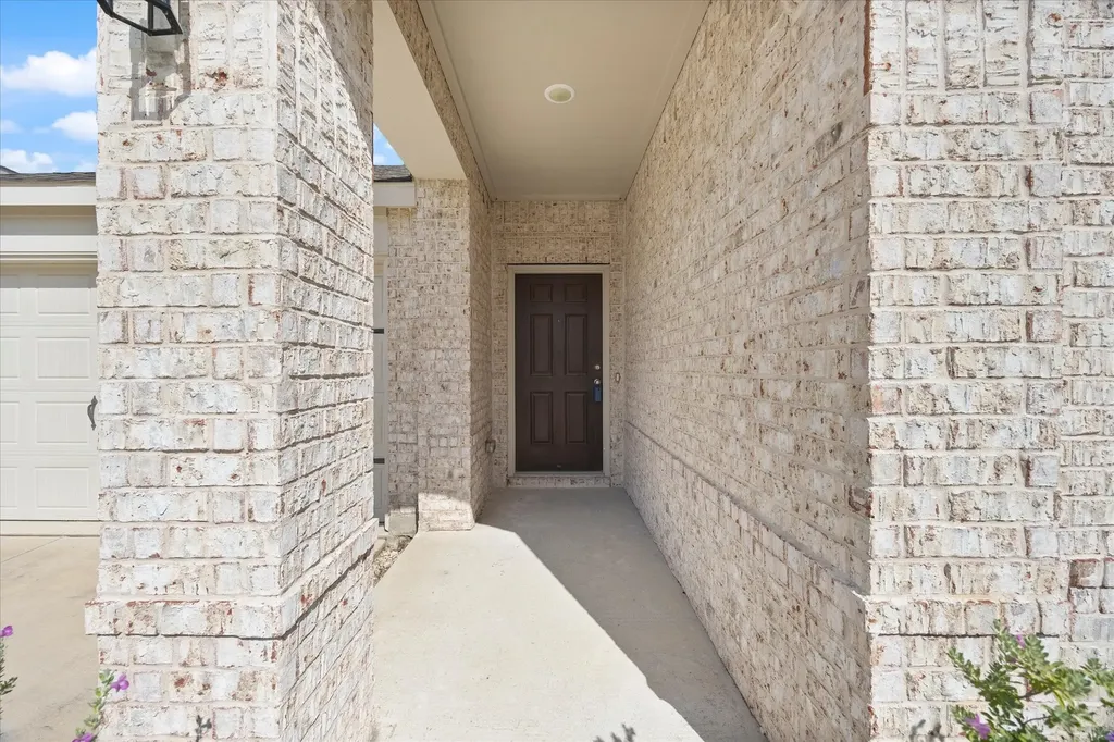 1609 Silas Drive Forney TX 75126